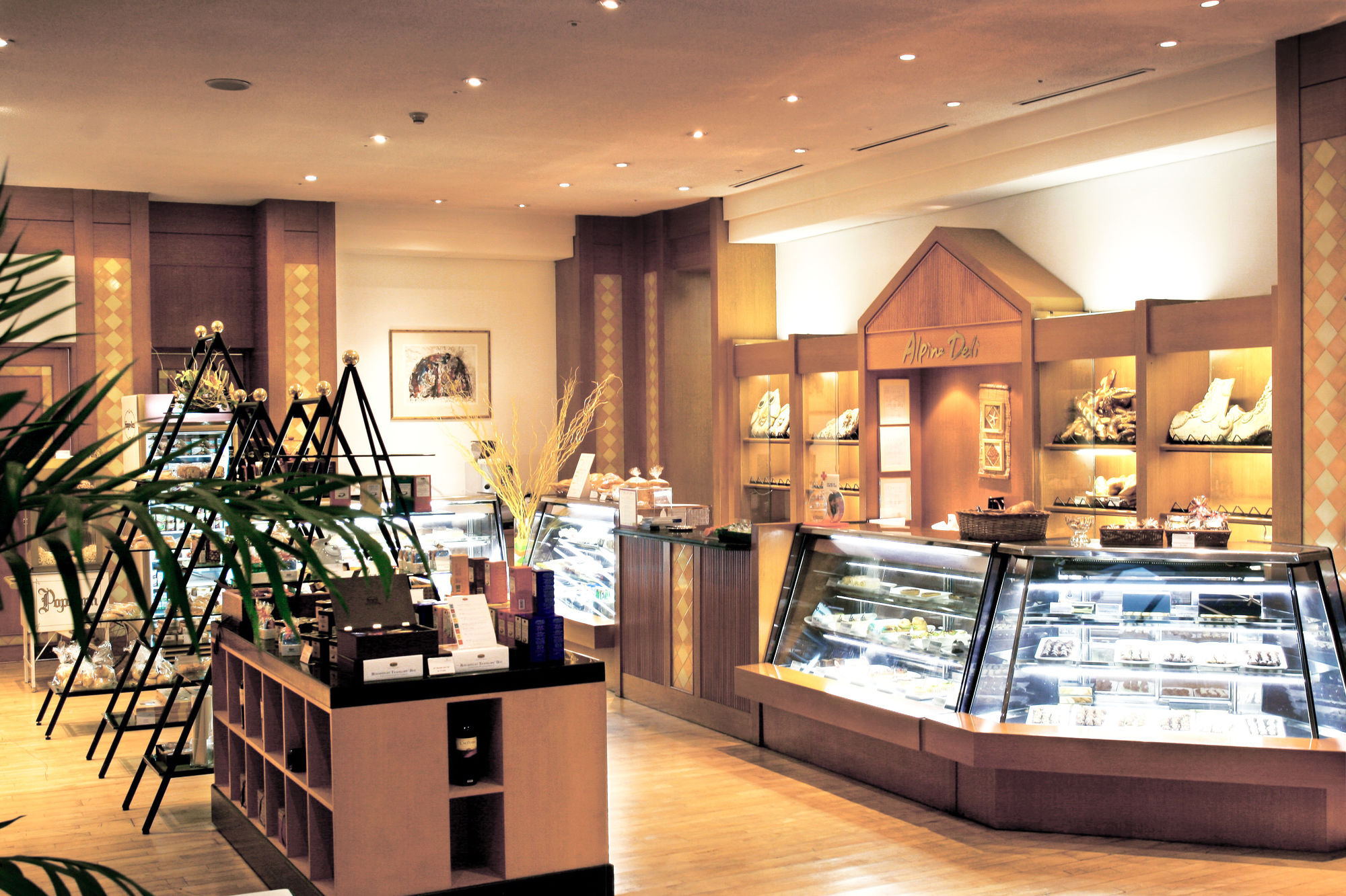 Hotel Swiss Grand & Grand