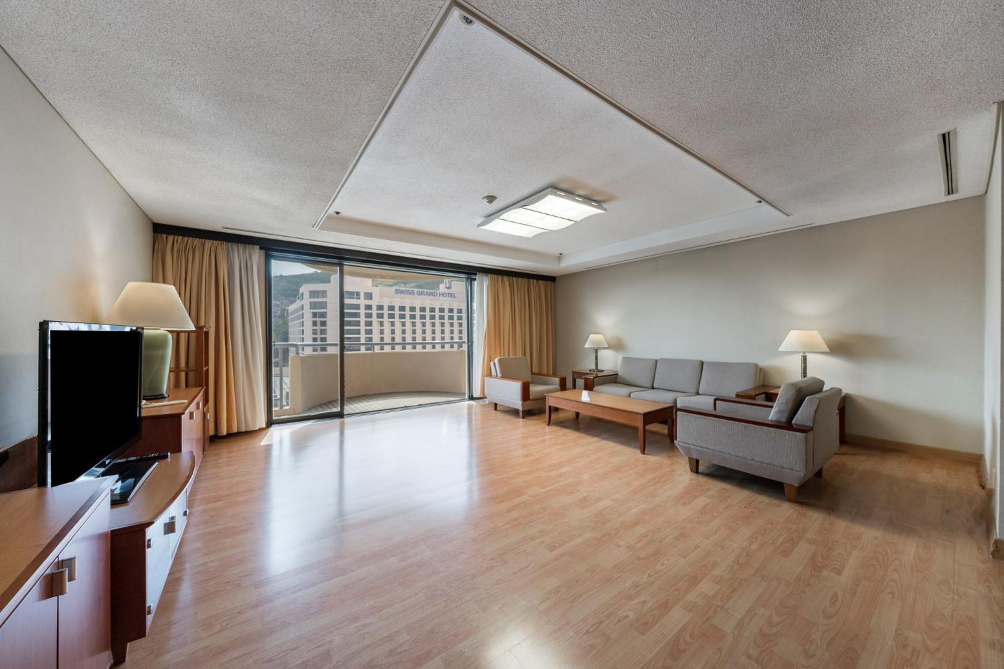 Hotel Swiss Grand