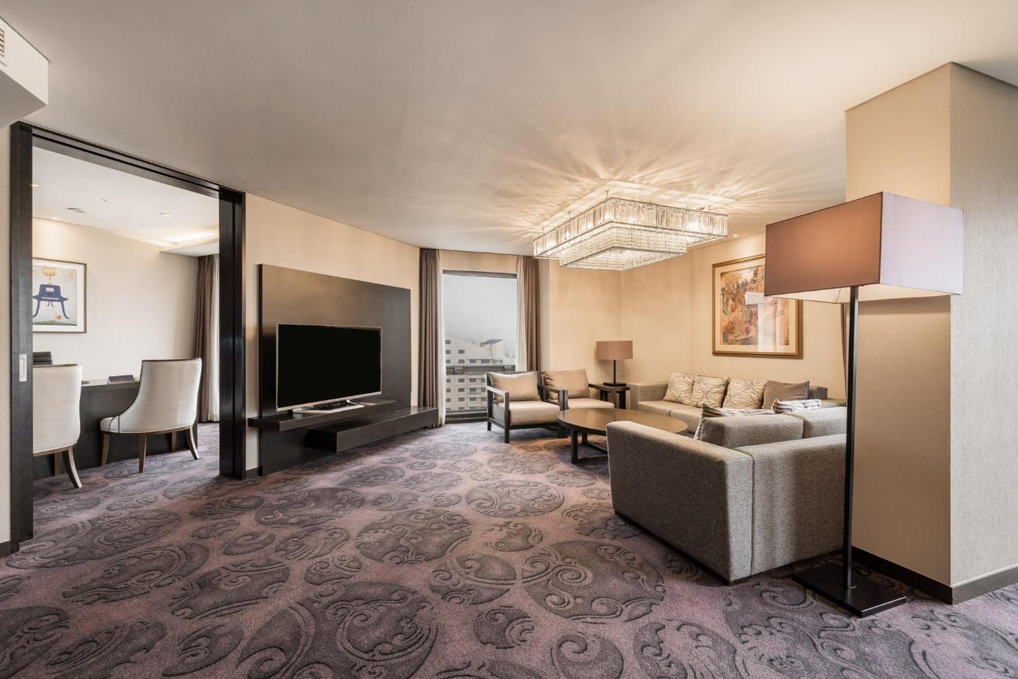 Swiss Grand Hotel 5*